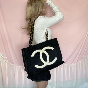 vintage Chanel cc nylon large Black and White Tote Bag gold hardware authentic